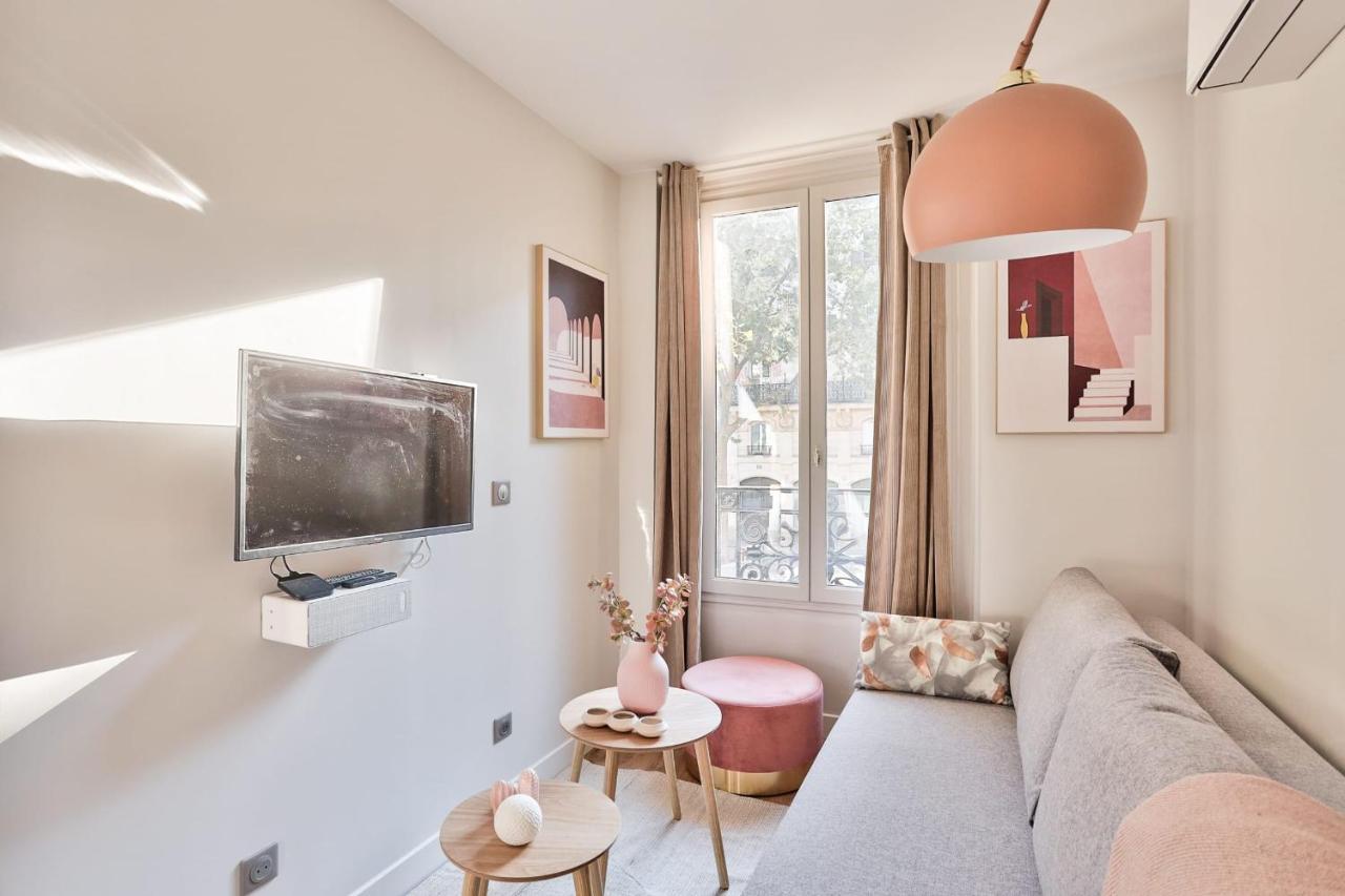 Apartmán Cozy And Practical Apt In 10Th Arr - Paříž Exteriér fotografie